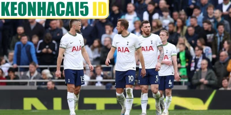 Biến động bảng xếp hạng Ngoại hạng Anh: MU giữ chắc top 4, Tottenham đối mặt nguy cơ tụt sâu 3 Tottenham rơi vào khủng hoảng, tụt xuống vị trí thứ 16